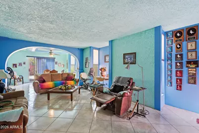 4702 E Alta Vista Road, Phoenix, AZ 85042 - Photo 6