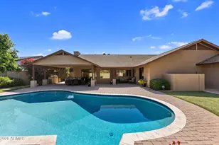 10424 N 82nd St, Scottsdale, AZ 85258 - Photo 28