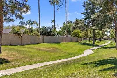 10424 N 82nd Street, Scottsdale, AZ 85258 - Photo 26