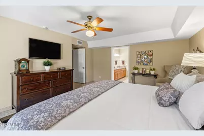 10424 N 82nd Street, Scottsdale, AZ 85258 - Photo 16