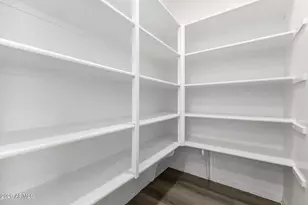 7639 West Riverside Avenue, Phoenix, AZ 85043 - Photo 10