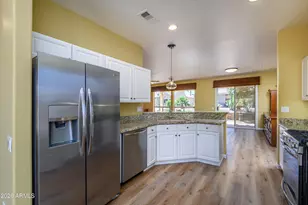 15357 W Black Gold Ln, Sun City West, AZ 85375 - Photo 10