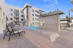 7300 E Earll Dr, Scottsdale, AZ 85251 - Photo 32