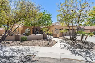 11627 E Regal Ct, Chandler, AZ 85249 - Photo 1