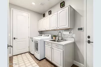 11627 E Regal Court, Chandler, AZ 85249 - Photo 44