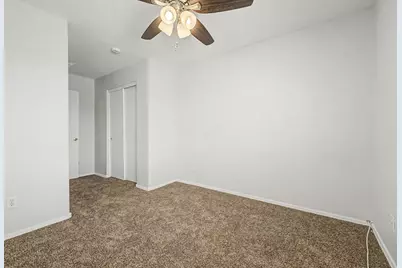 7042 W Mercer Lane, Peoria, AZ 85345 - Photo 18