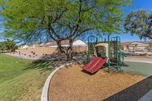 7042 W Mercer Ln, Peoria, AZ 85345 - Photo 28