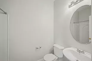 7042 W Mercer Ln, Peoria, AZ 85345 - Photo 16