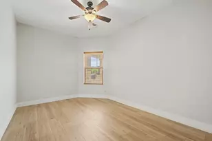 7042 W Mercer Ln, Peoria, AZ 85345 - Photo 14