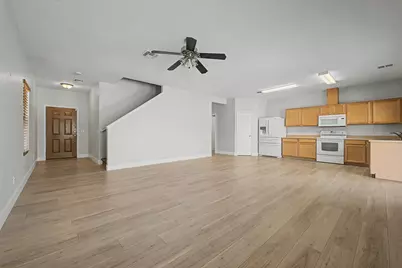 7042 W Mercer Lane, Peoria, AZ 85345 - Photo 4