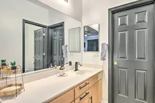 525 N Miller Rd, Scottsdale, AZ 85257 - Photo 8