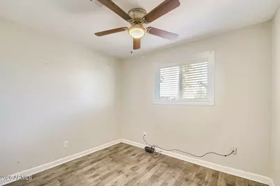 2930 N 80th Lane, Phoenix, AZ 85033 - Photo 8