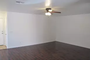 4740 E Silverbell Rd, San Tan Valley, AZ 85143 - Photo 2