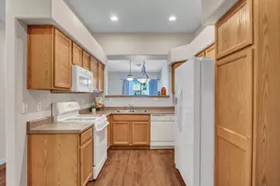 18650 N 91st Ave, Peoria, AZ 85382 - Photo 10