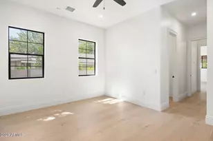 3913 E Campbell Ave, Phoenix, AZ 85018 - Photo 22