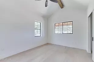 3913 E Campbell Ave, Phoenix, AZ 85018 - Photo 8
