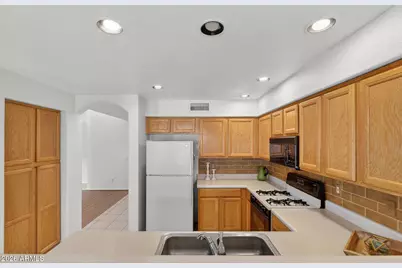 1340 W Wahalla Lane, Phoenix, AZ 85027 - Photo 8