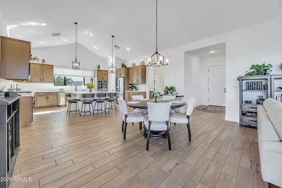 5995 N 207th Avenue, Buckeye, AZ 85396 - Photo 8