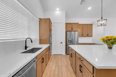 5995 N 207th Avenue, Buckeye, AZ 85396 - Photo 10