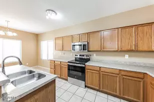 16142 W Banff Ln, Surprise, AZ 85379 - Photo 8