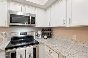 8004 N 32nd Dr, Phoenix, AZ 85051 - Photo 6