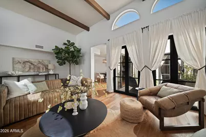 1944 E Medlock Drive, Phoenix, AZ 85016 - Photo 2