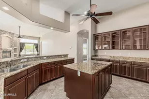 10024 W Jj Ranch Rd, Peoria, AZ 85383 - Photo 4