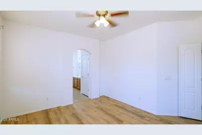 4356 E Sack Drive, Phoenix, AZ 85050 - Photo 10