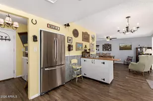 4152 W Paradise Dr, Phoenix, AZ 85029 - Photo 14