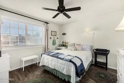 4152 W Paradise Drive, Phoenix, AZ 85029 - Photo 18