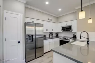 19777 N 76th St, Scottsdale, AZ 85255 - Photo 2