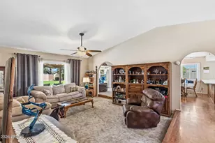 2509 N Sean Dr, Chandler, AZ 85224 - Photo 2