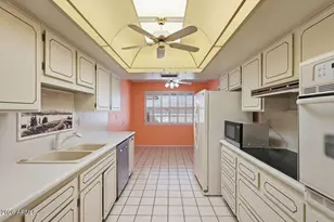 15225 N Cameo Dr, Sun City, AZ 85351 - Photo 16