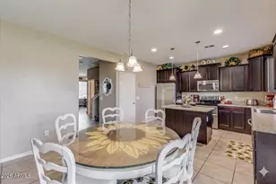 4730 W Gelding Dr, Glendale, AZ 85306 - Photo 4