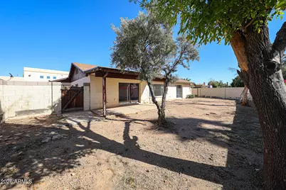 15608 N 29th Avenue, Phoenix, AZ 85053 - Photo 34