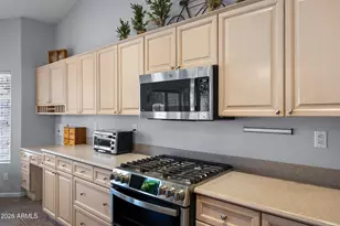 3521 E Brookwood Ct, Phoenix, AZ 85048 - Photo 10