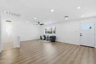 1534 E Hampton Cir, Mesa, AZ 85204 - Photo 6