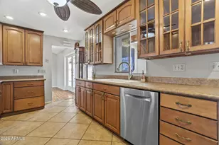 10 W Palmcroft Dr, Tempe, AZ 85282 - Photo 4