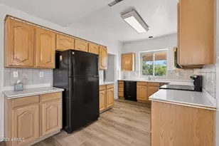 17449 E Caliente Dr, Fountain Hills, AZ 85268 - Photo 4