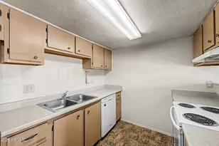 3511 E Baseline Rd, Phoenix, AZ 85042 - Photo 12