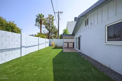 3140 E Glenrosa Avenue # 3, Phoenix, AZ 85016 - Photo 20