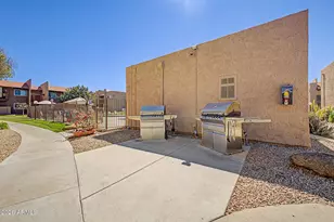 5525 E Thomas Rd, Phoenix, AZ 85018 - Photo 24