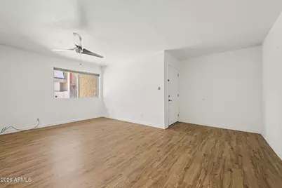 5525 E Thomas Road #Q4, Phoenix, AZ 85018 - Photo 4