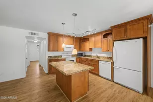 5525 E Thomas Rd, Phoenix, AZ 85018 - Photo 8