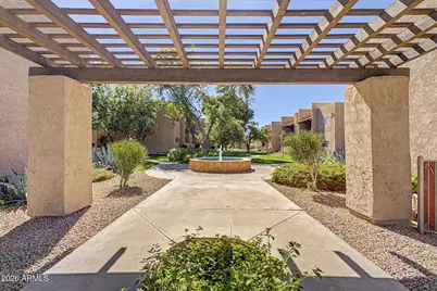 5525 E Thomas Road #Q4, Phoenix, AZ 85018 - Photo 22