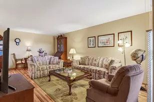 18439 N Opal Dr, Sun City West, AZ 85375 - Photo 2