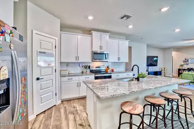 11508 W Cumberland Drive, Youngtown, AZ 85363 - Photo 6