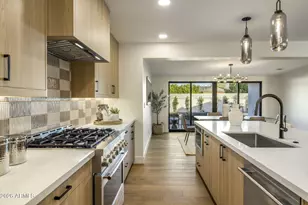 3023 N 49th St, Phoenix, AZ 85018 - Photo 10