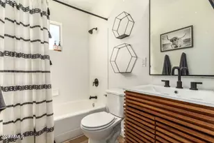 1652 N 87th St, Scottsdale, AZ 85257 - Photo 8