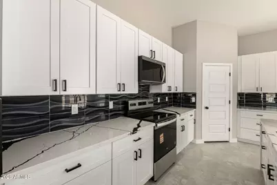 37289 W Hilton Avenue, Tonopah, AZ 85354 - Photo 18